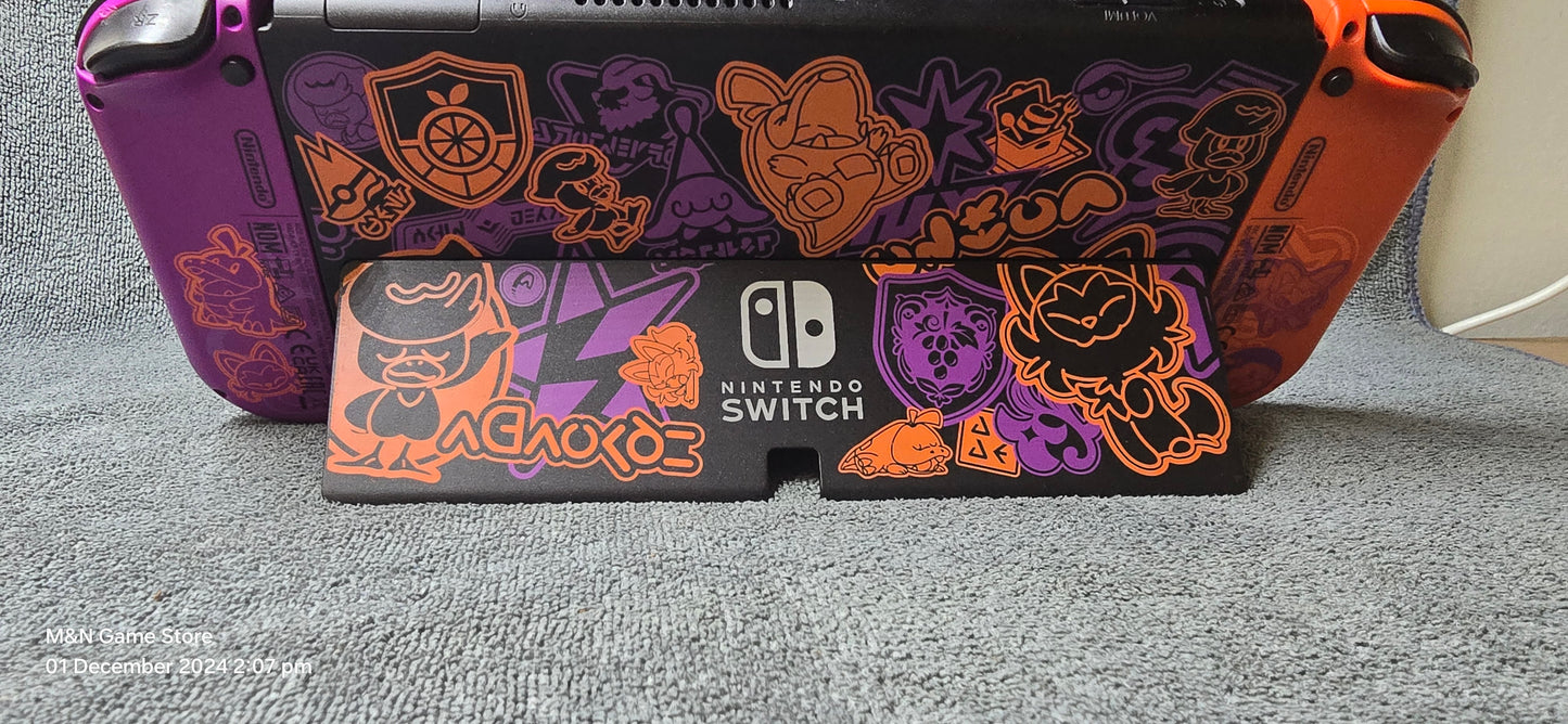 Nintendo Switch OLED Pokemon scarlet and violet edition + 2 Installed games & 4x physical games